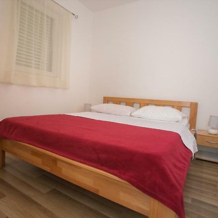 Apartment Ribica Kastela Bagian luar foto