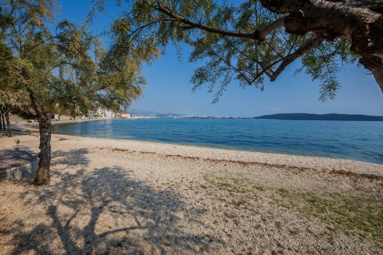 Apartment Ribica Kastela Bagian luar foto
